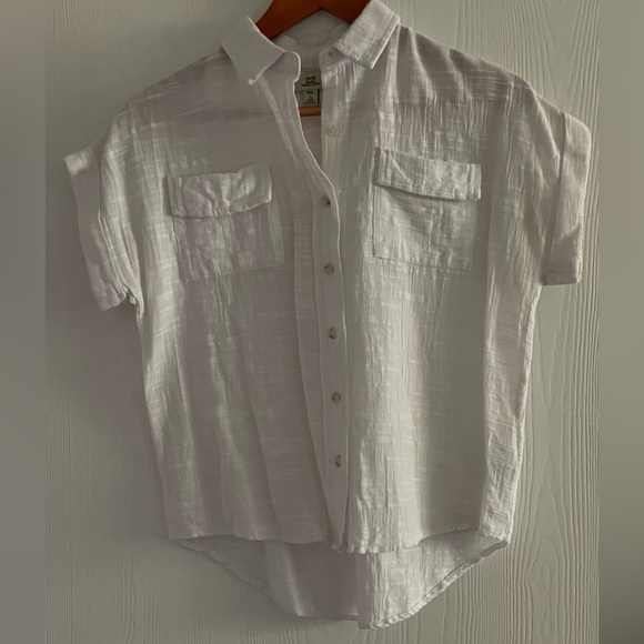 Thread & Supply White Short Sleeve Button Down Shirt 100% Cotton Size S - Picture 3 of 12